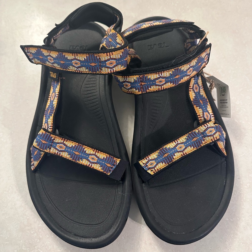 NWT Teva Sandals